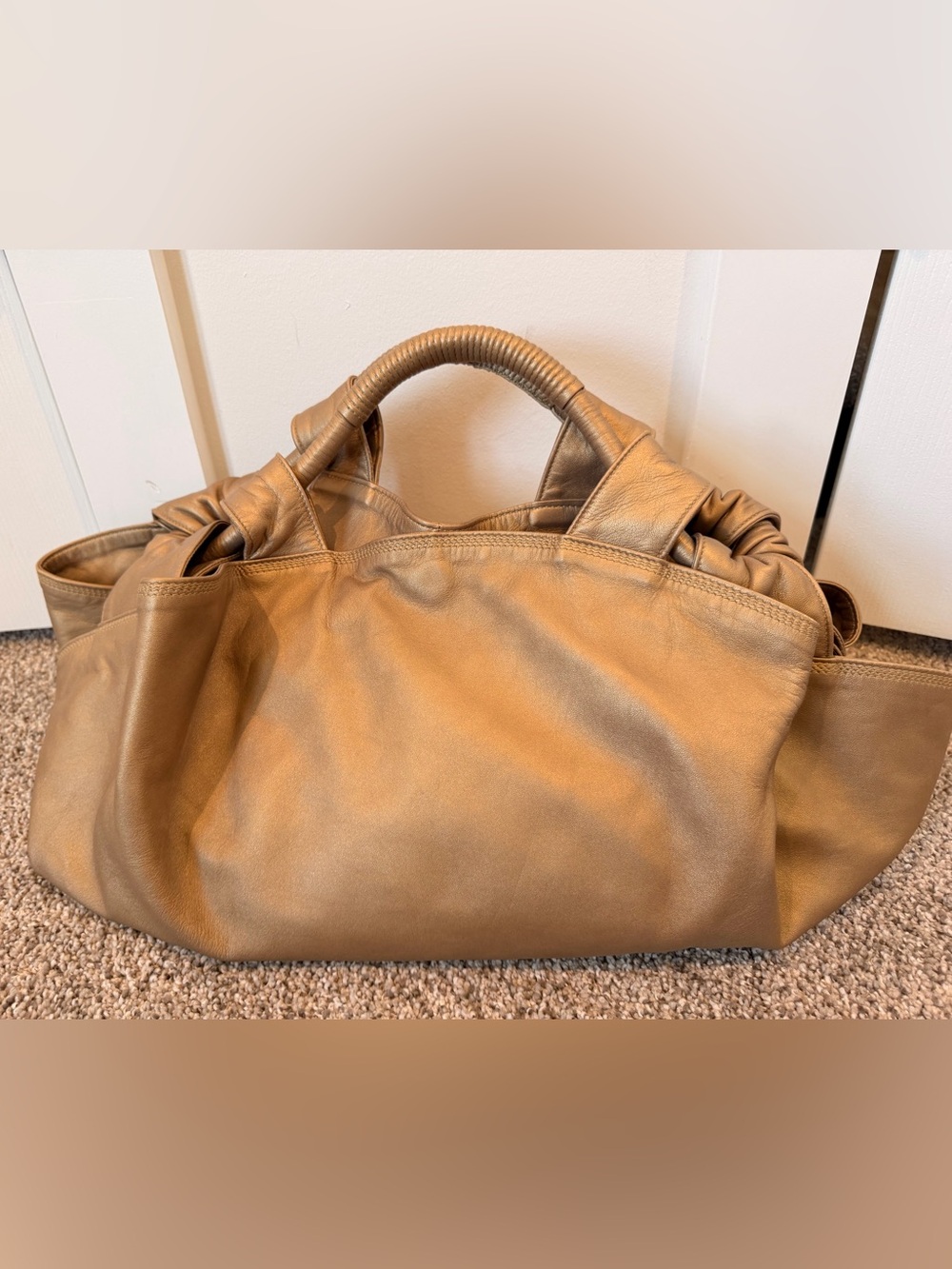Vintage Loewe Nappa Aire Bag – Gold Iridescent Leather - Picture 3 of 10